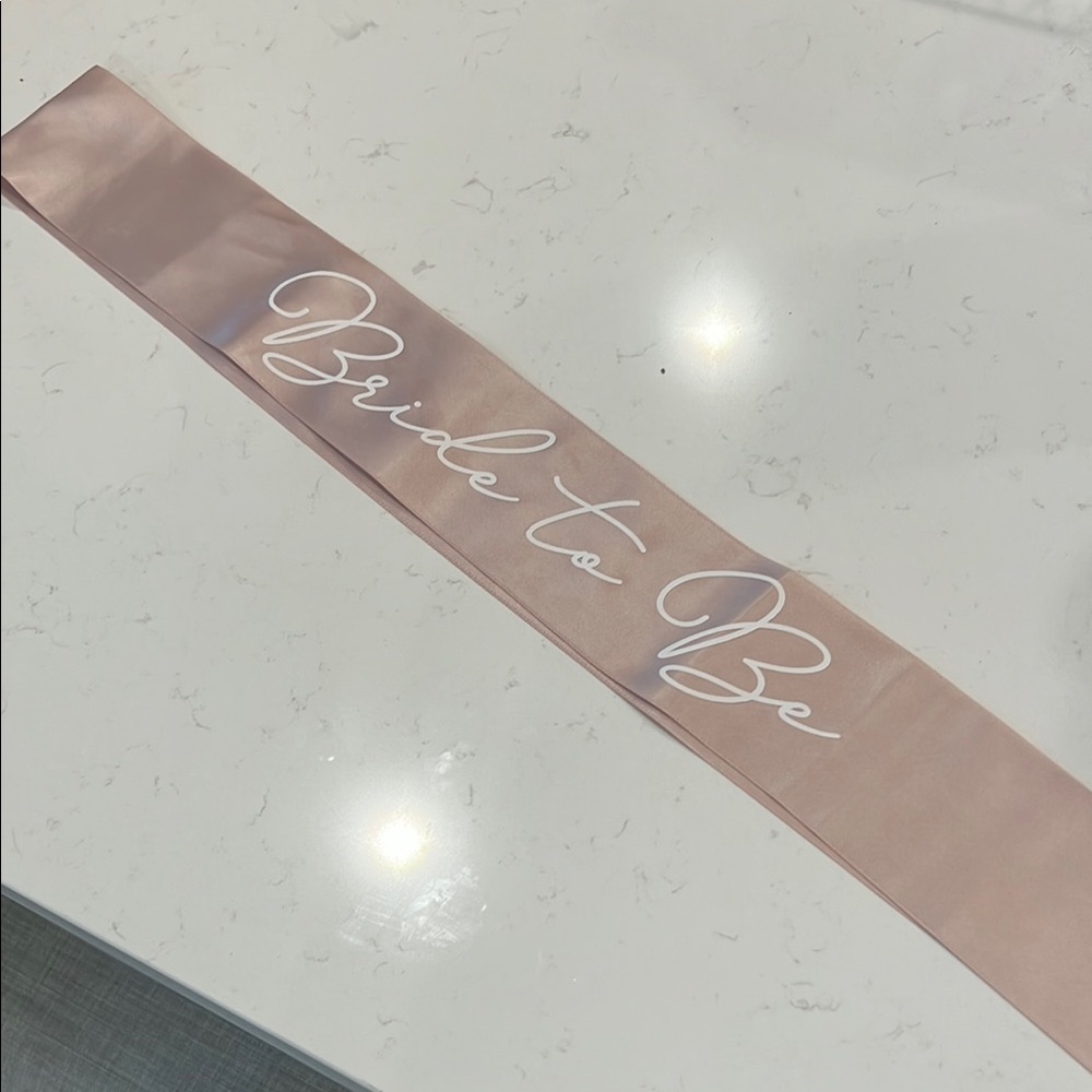 Pink 'Bride to Be' Sash